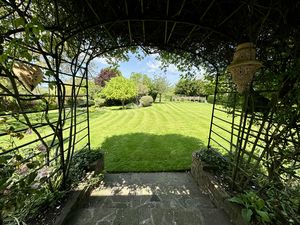 Photo 6- click for photo gallery